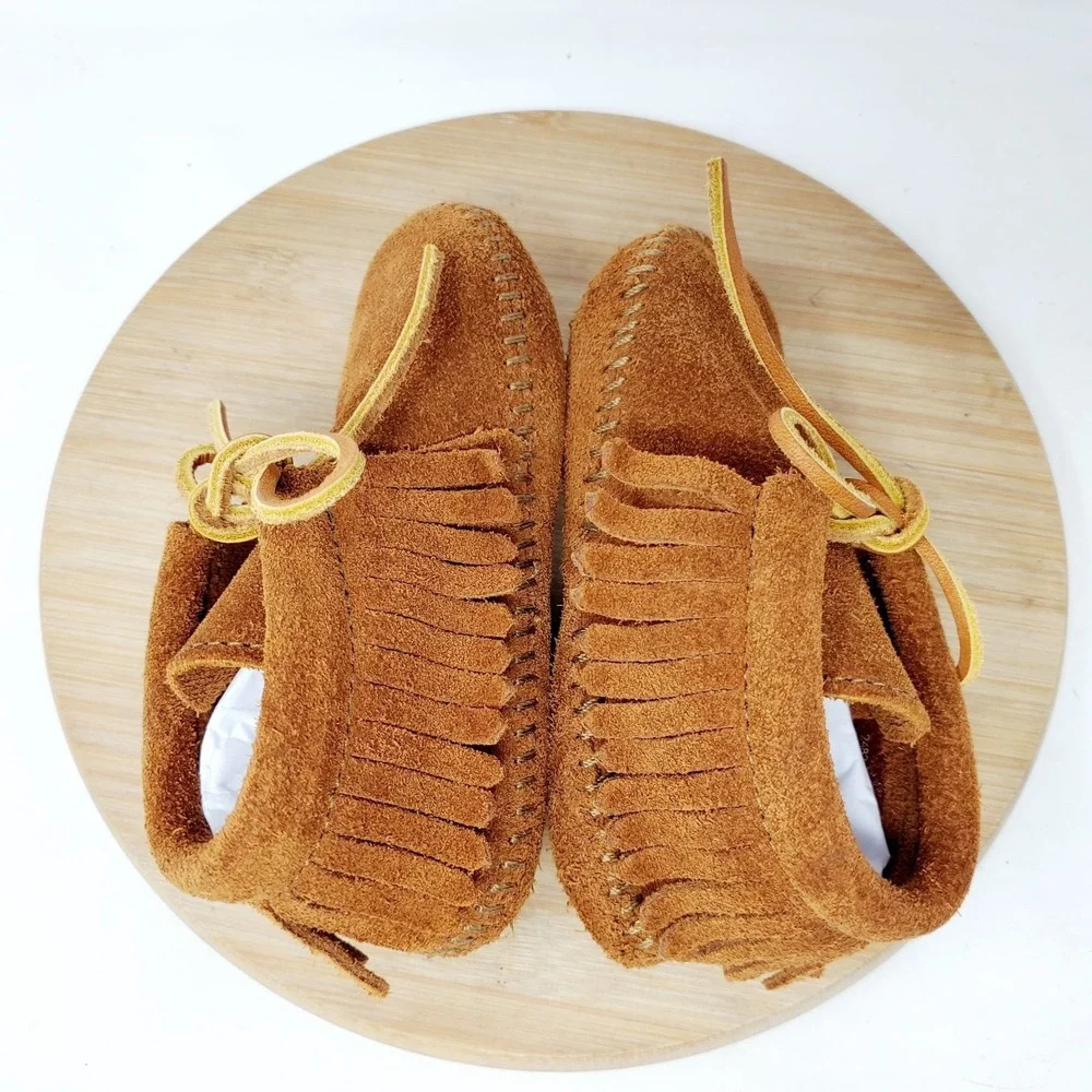 Minnetonka Softsole Bootie Kids 8 Brown Suede Fringe Minimalist Mocassin Shoes